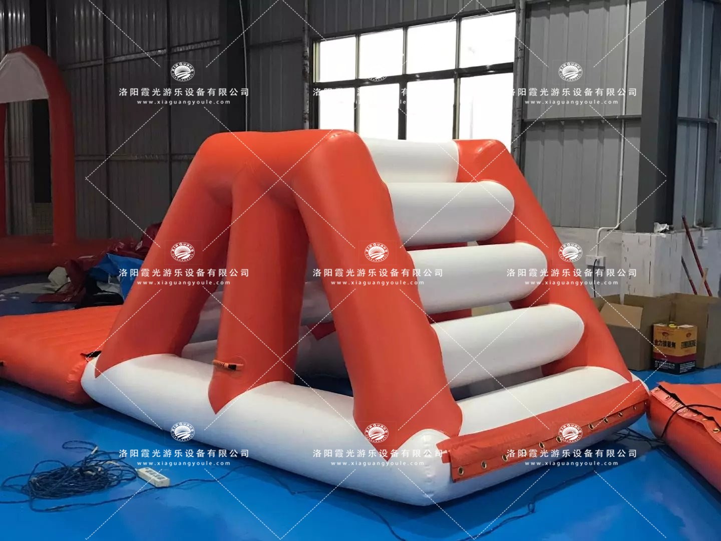 滦平水上闯关设施